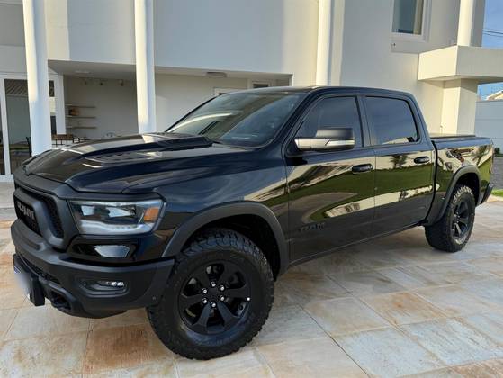 RAM 1500 5.7 V8 GASOLINA REBEL CD 4X4 AUTOMÁTICO